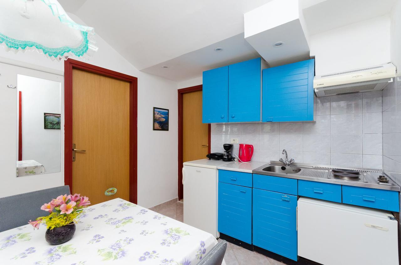 Apartments Mandica Rabac Exterior photo